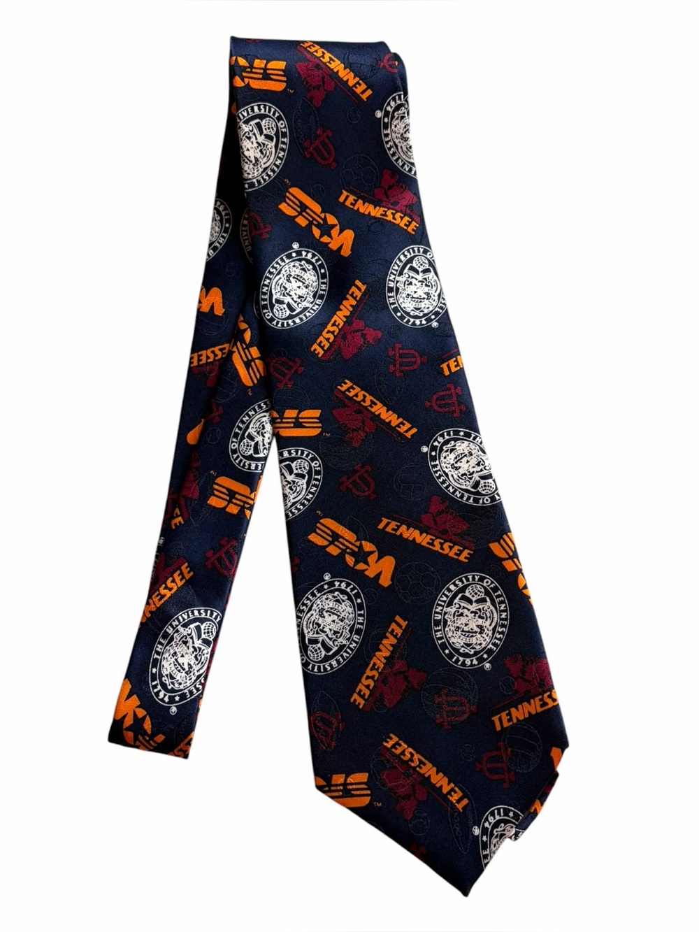 Vintage 90s Wembley University of Tennessee Volunteers Men's Silk Tie Crest UT